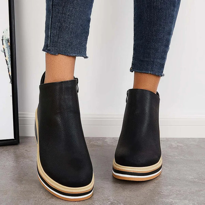 Elegant Wool-Lined Boots – Sophisticated Style for Cold Weather Flair