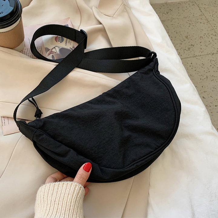 Half Moon Crossbody Bag – Trendy & Chic Accessory for Every Outfit
