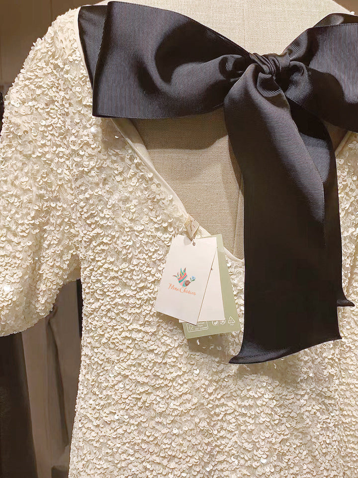 Graceful Bow Dress – Elegant & Sophisticated Style