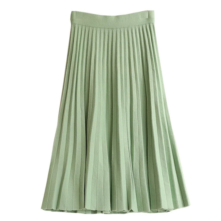 Knitted Skirt – Trendy & Chic Outfit Essential