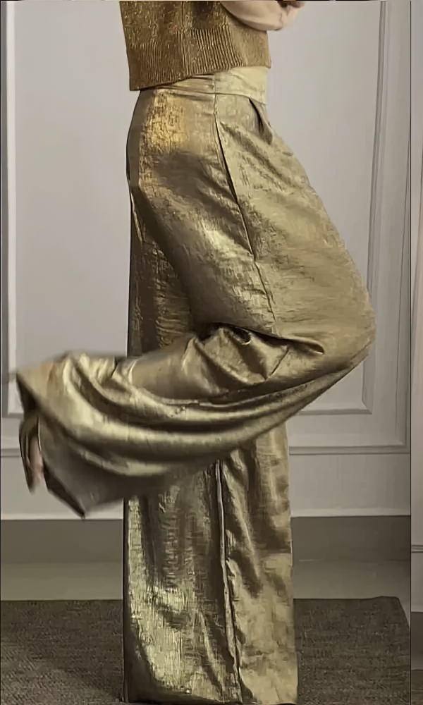 High-Waist Pants & Top Set – Chic & Trendy Outfit Combination