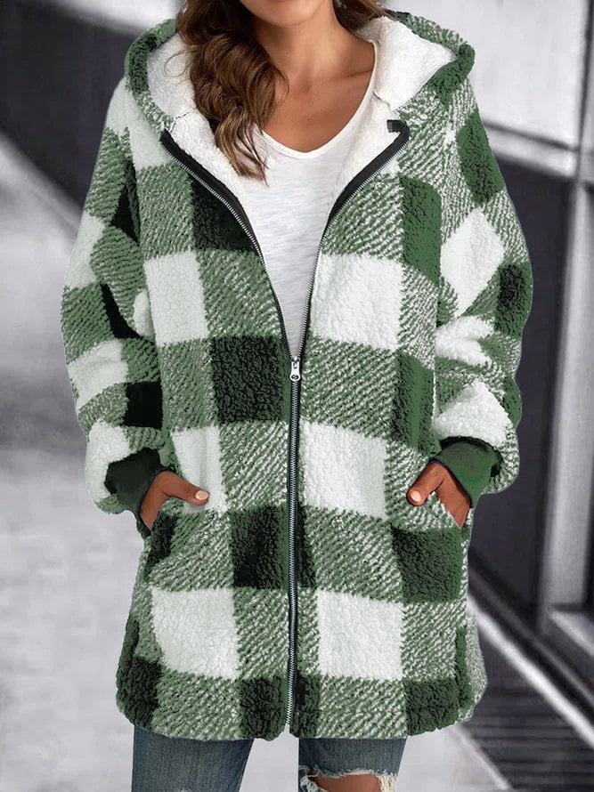 Checkered Oversized Jacket – Trendy & Chic Layering Piece