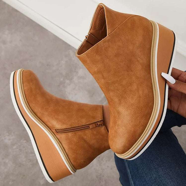 Elegant Wool-Lined Boots – Sophisticated Style for Cold Weather Flair