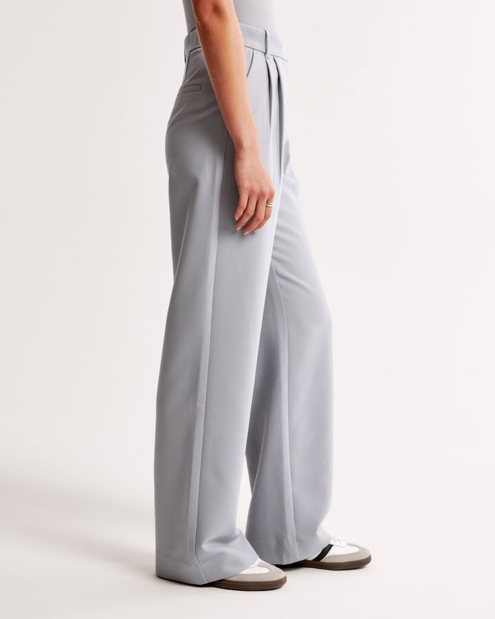 Modern Women's Pants – Trendy & Chic Everyday Style
