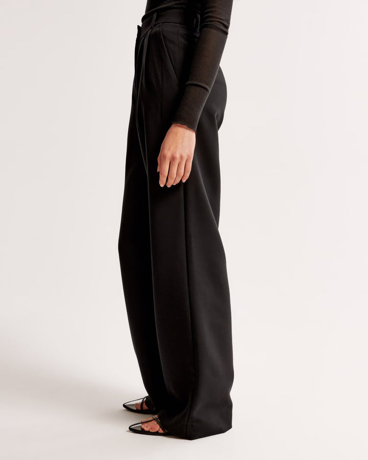 Modern Women's Pants – Trendy & Chic Everyday Style