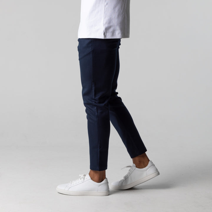 Versatile Men's Stretch Pants – Comfortable & Trendy Fit for Any Occasion