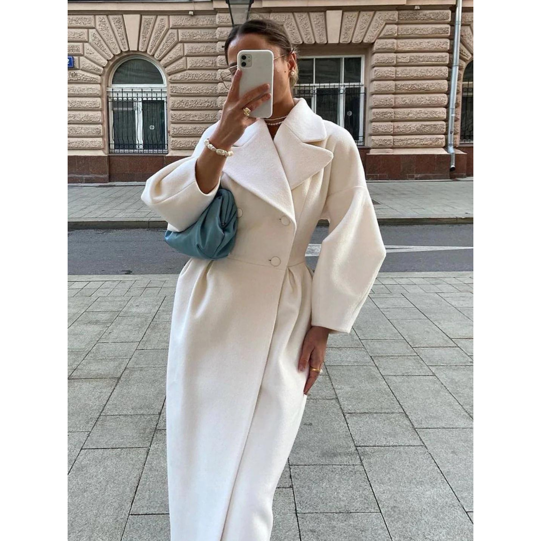 Elegant Winter Coat – Sophisticated & Warm Fashion Statement