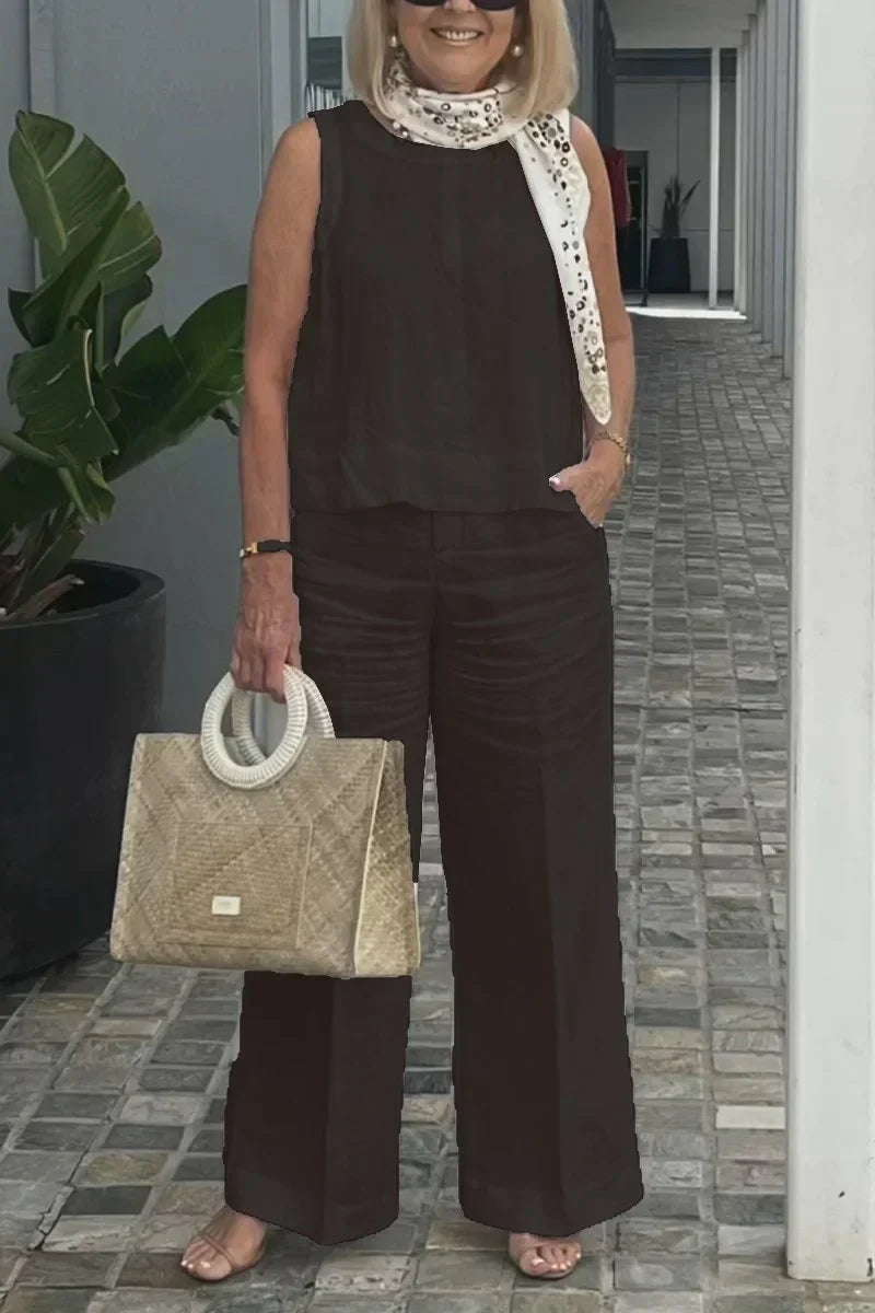 Elegant Sleeveless Jumpsuit – Sophisticated & Chic Fashion Statement