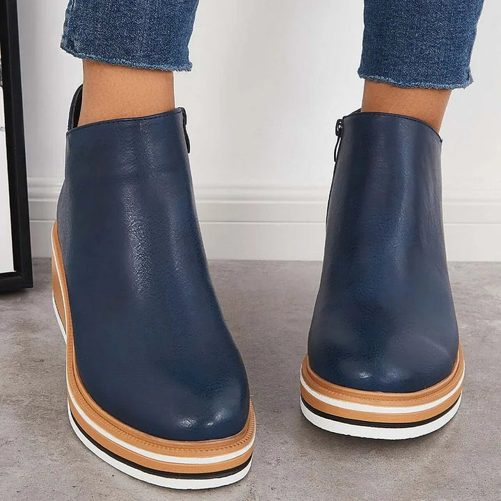 Elegant Wool-Lined Boots – Sophisticated Style for Cold Weather Flair