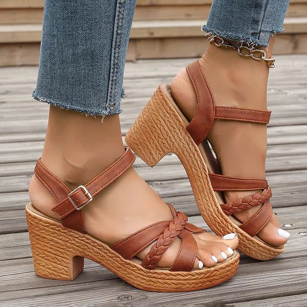 Stylish Woven Sandals – Trendy Summer Footwear for Your Wardrobe