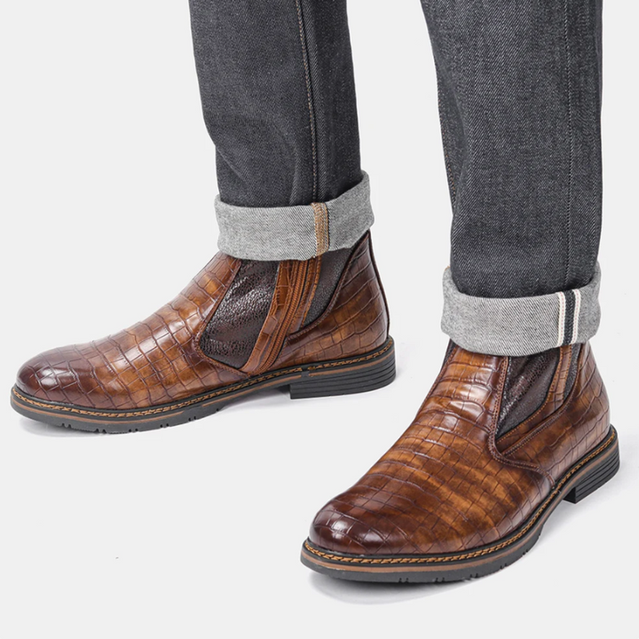 Snug-Fit Leather Boots – Chic & Stylish Footwear for Every Occasion