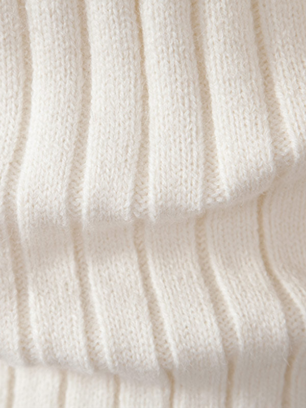 Twist Slim Sweater – Trendy & Comfortable Layering Essential