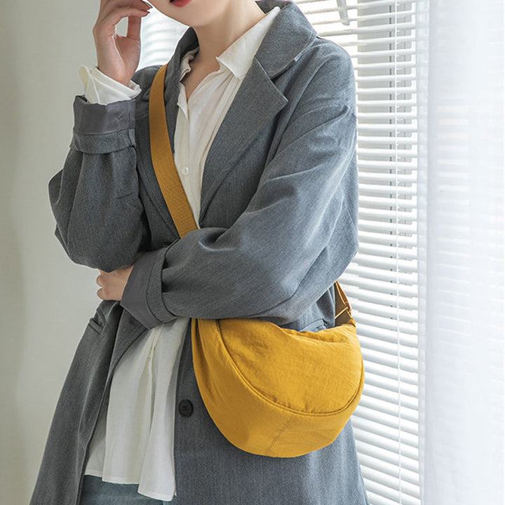 Half Moon Crossbody Bag – Trendy & Chic Accessory for Every Outfit