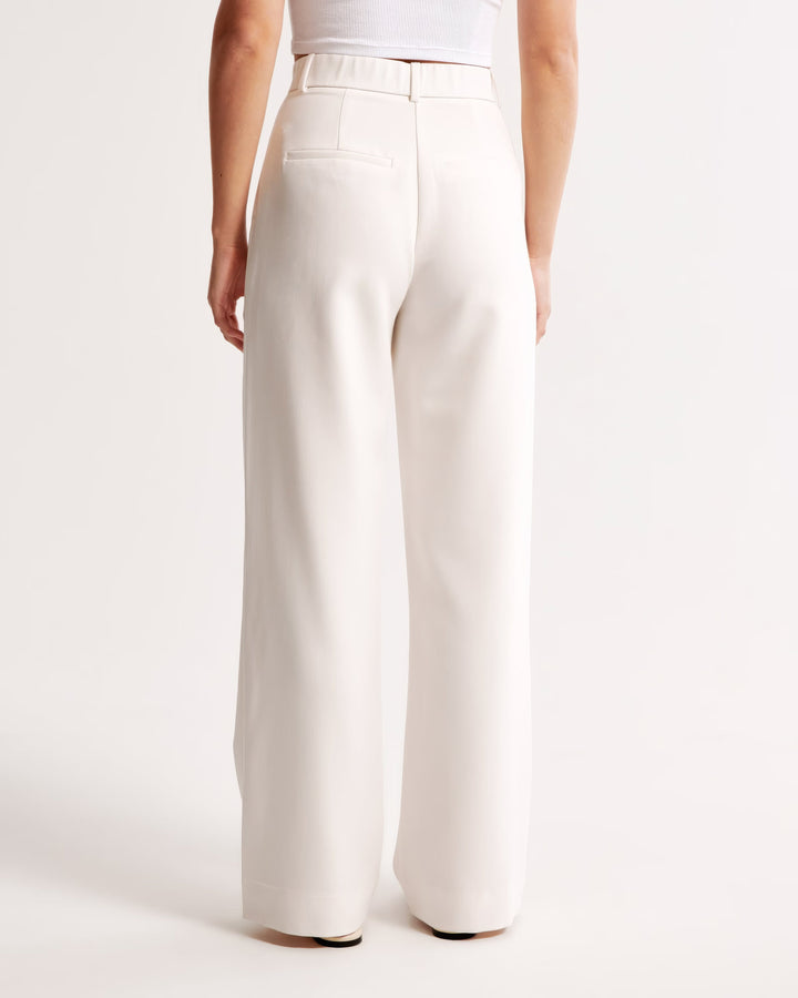 Modern Women's Pants – Trendy & Chic Everyday Style
