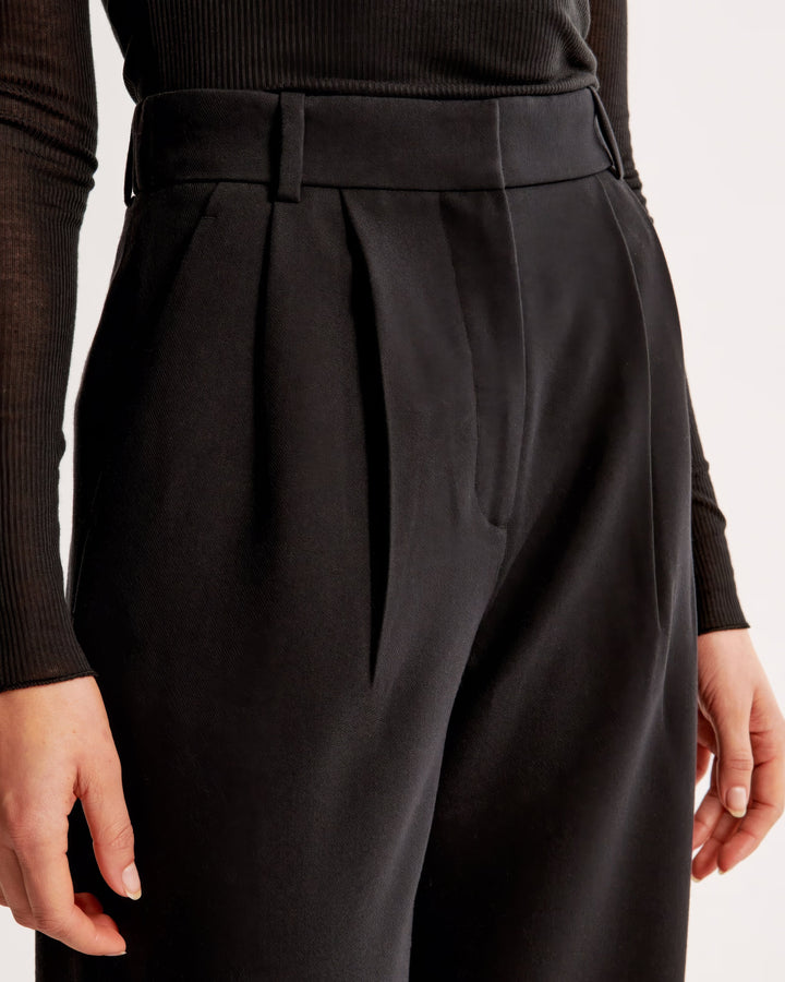 Modern Women's Pants – Trendy & Chic Everyday Style
