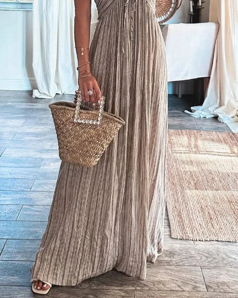 Elegant Pleated Dress – Sophisticated & Timeless Style