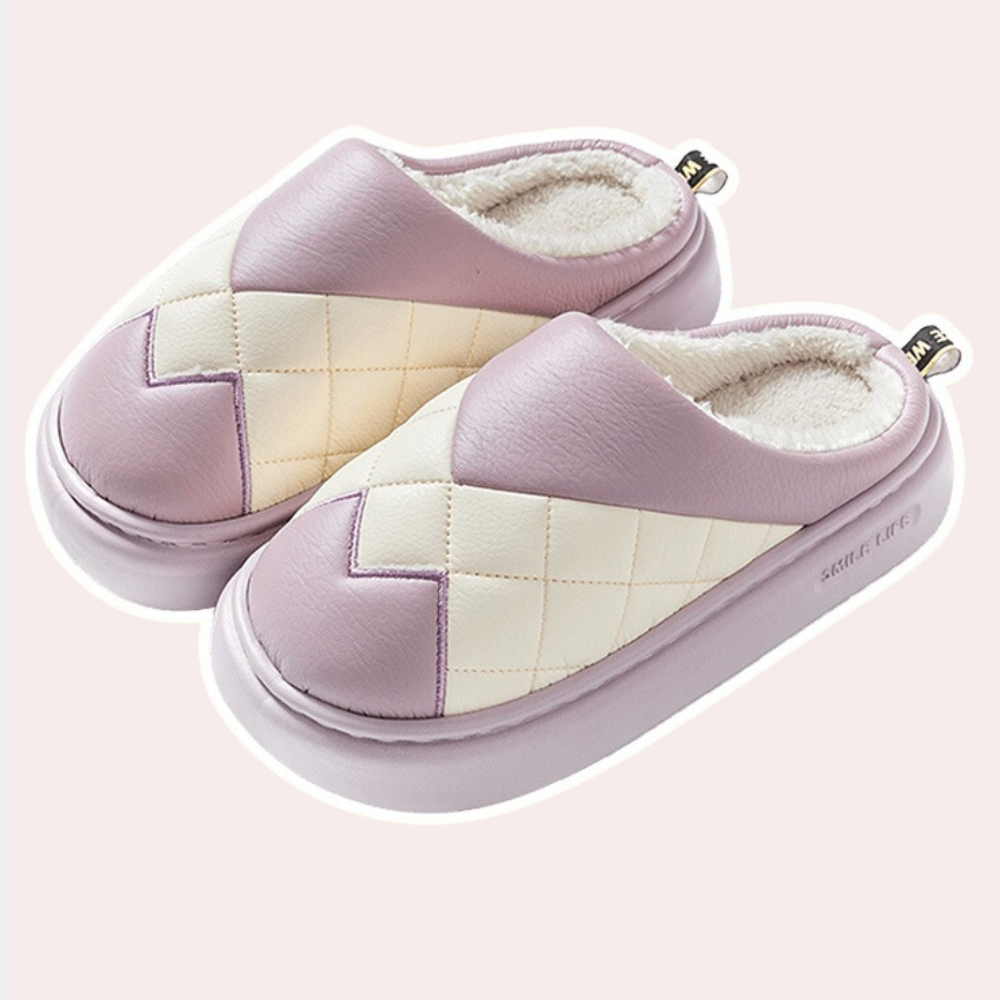 Chic Stylish Slippers – Comfortable & Trendy Footwear for Everyday Wear