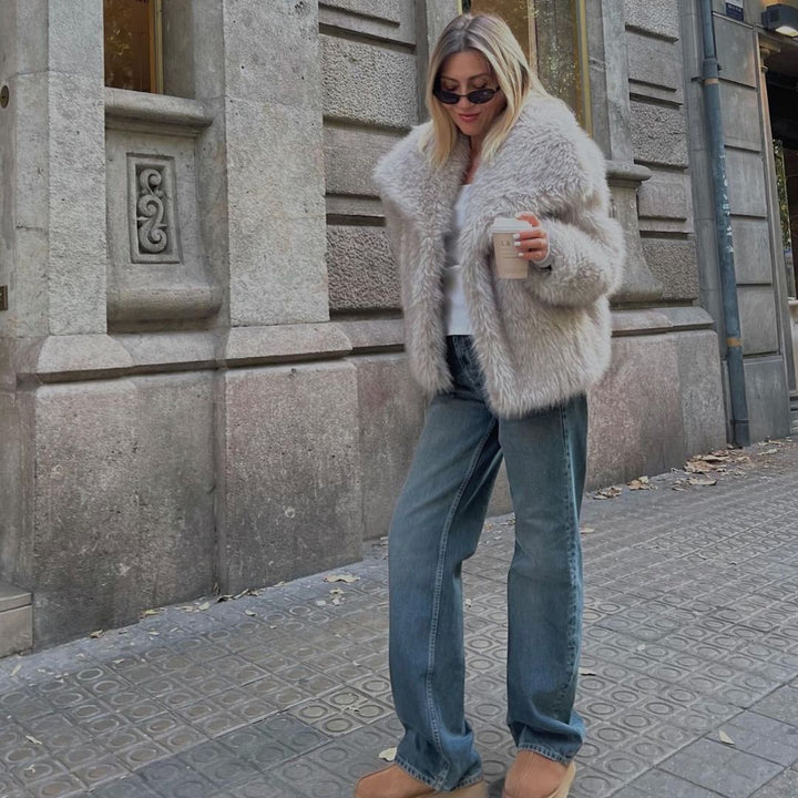Eco-Friendly Fur Coat – Chic & Sustainable Outerwear