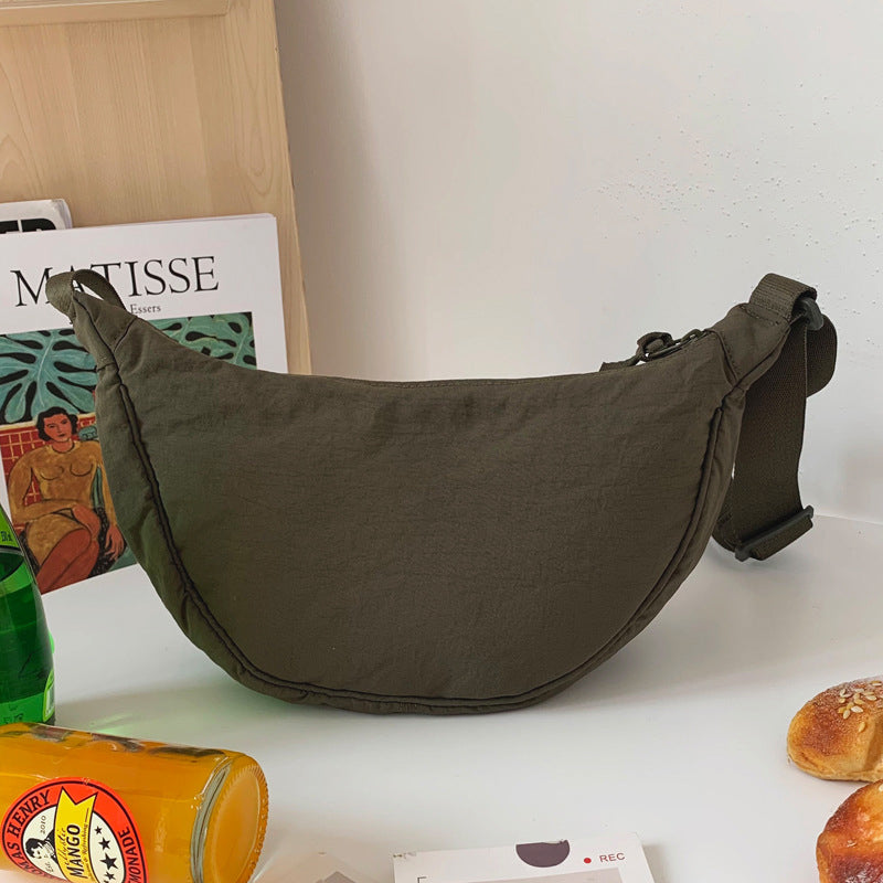 Half Moon Crossbody Bag – Trendy & Chic Accessory for Every Outfit