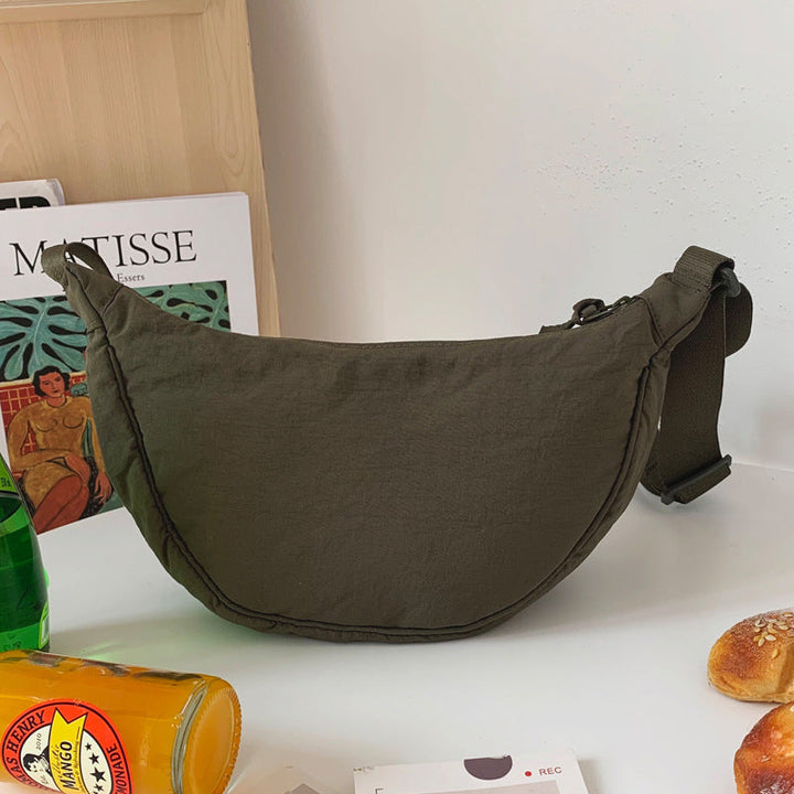 Half Moon Crossbody Bag – Trendy & Chic Accessory for Every Outfit