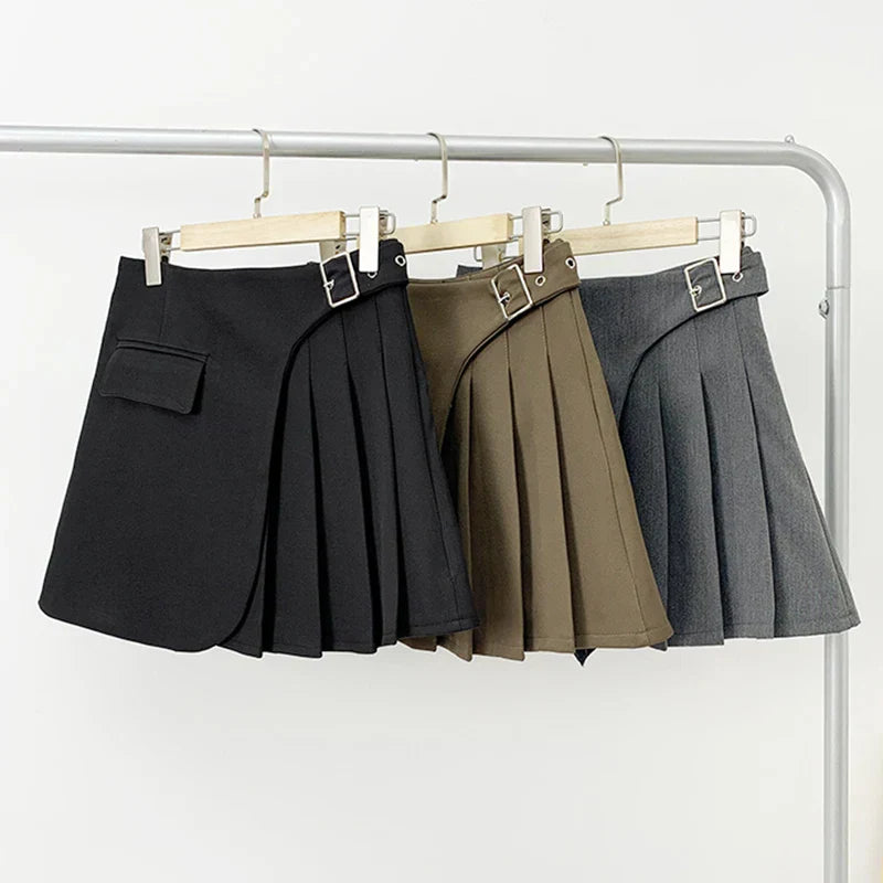 Asymmetric Mini Skirt – Trendy & Chic for Modern Fashionistas