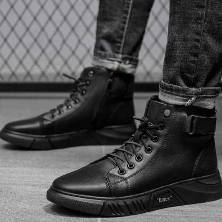 Black Warm Boots – Cozy & Stylish Footwear for Cold Weather