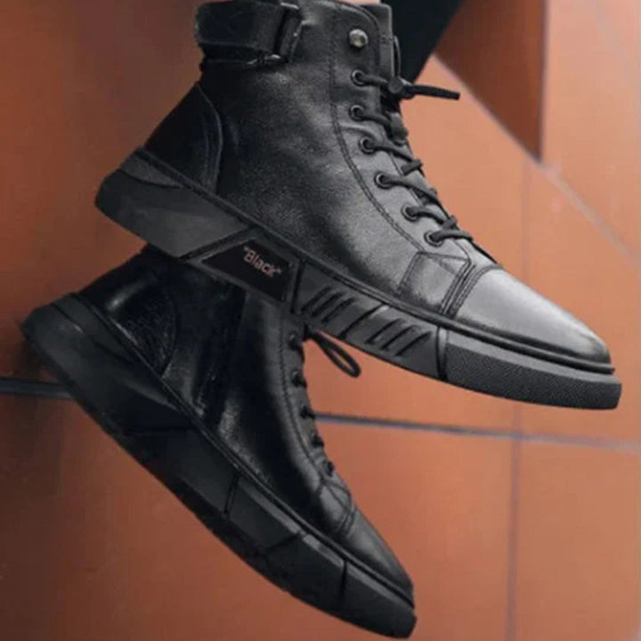 Black Warm Boots – Cozy & Stylish Footwear for Cold Weather