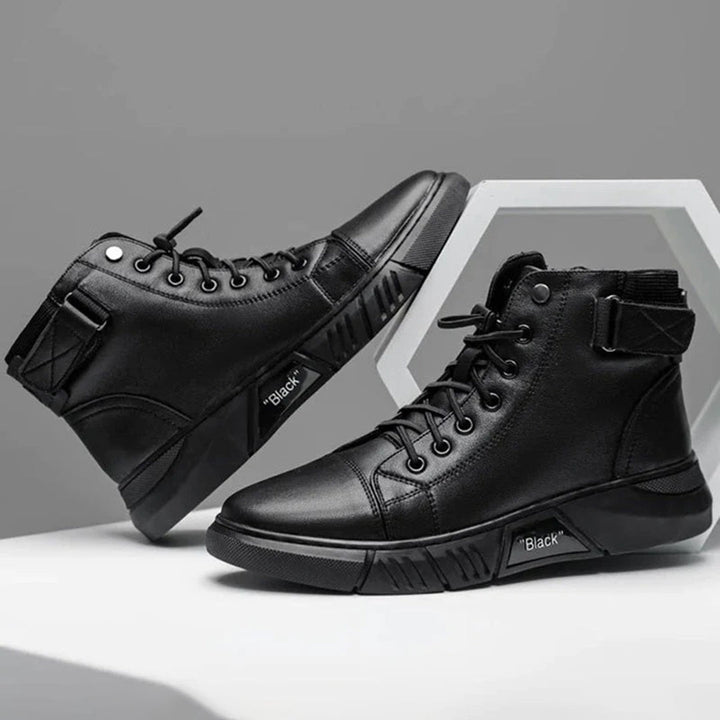 Black Warm Boots – Cozy & Stylish Footwear for Cold Weather