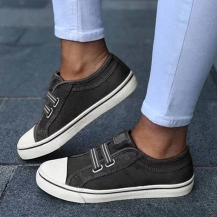 Stylish & Comfy Slip-On Sneakers – Trendy Footwear for Everyday Adventures