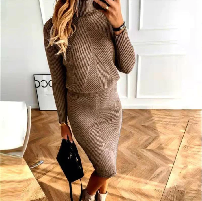 Ribbed Two-Piece Set – Trendy & Comfortable Outfit