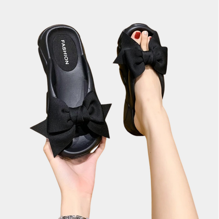 Stylish Women's Sandals – Sophisticated Ribbon Detail for Chic Summer Looks
