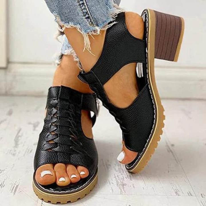 Trendy Woven Women's Summer Sandals – Stylish & Comfortable Footwear