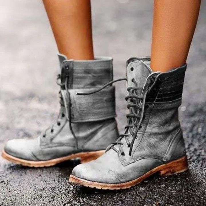 Elegant Women's Boots with Timeless Beauty – Sophisticated Style for Any Occasion