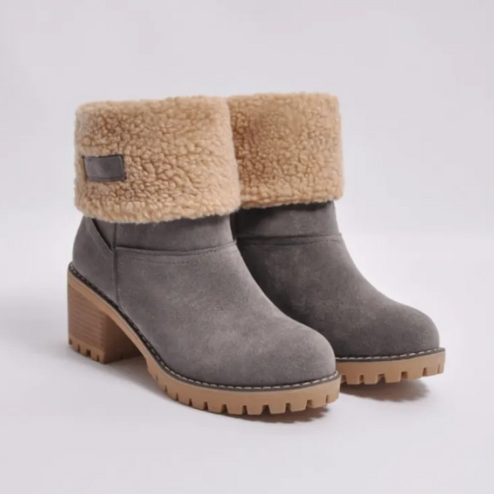 Stylish Short Boots – Trendy & Chic Footwear for Fashion-Forward Women