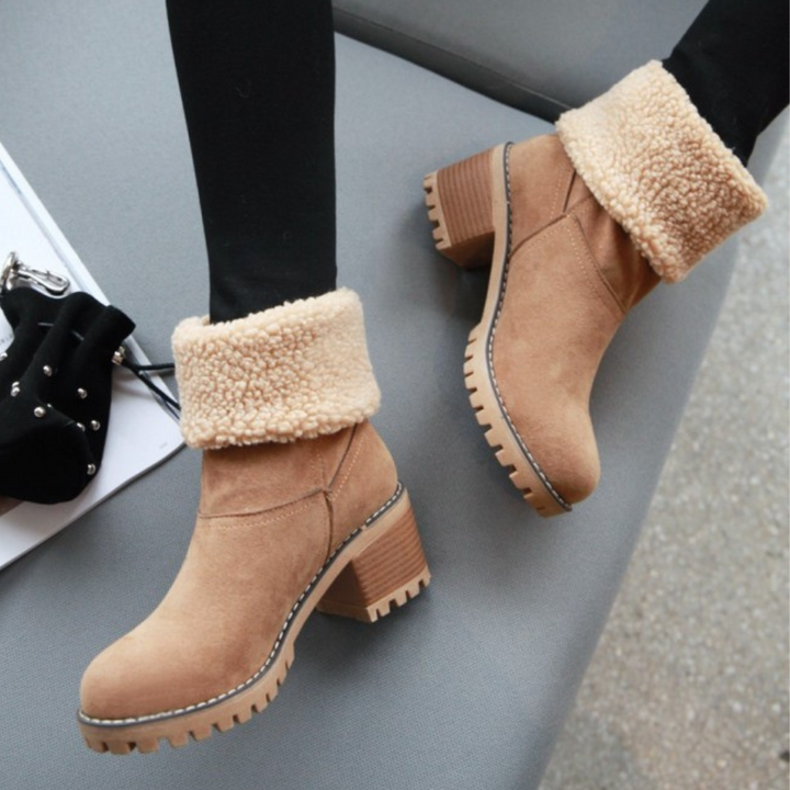 Stylish Short Boots – Trendy & Chic Footwear for Fashion-Forward Women