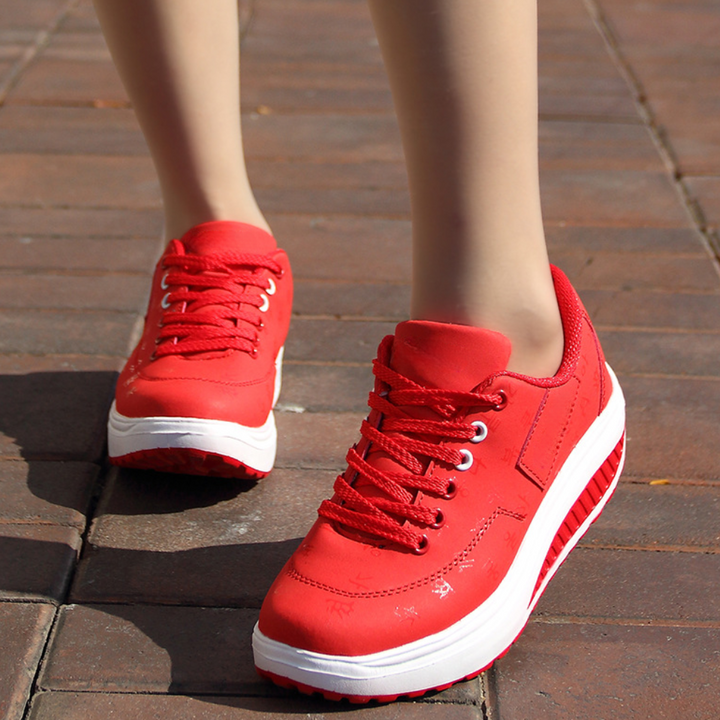 Elegant Luxe Women's Sneakers – Sophisticated Style & Ultimate Comfort