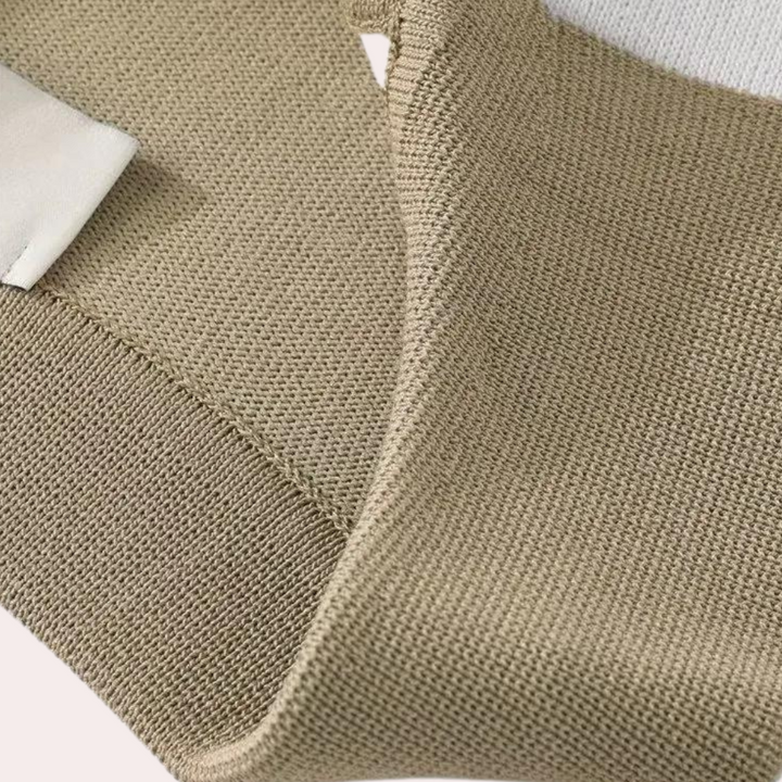 Timeless Knitted Polo Shirt – Sophisticated Style for the Modern Man