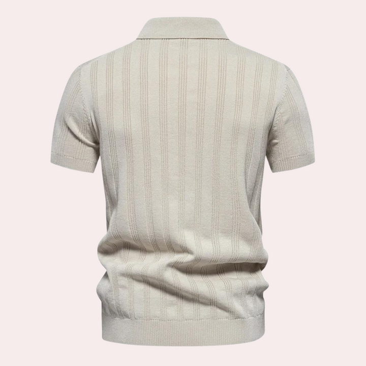 Elegant Knitted T-Shirt – Sophisticated Style for the Modern Man
