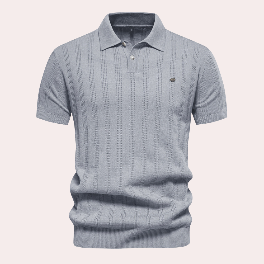 Elegant Knitted T-Shirt – Sophisticated Style for the Modern Man