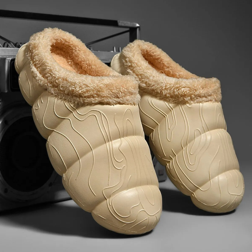 Men's Trendy Vibrant Slippers – Comfortable & Stylish Footwear
