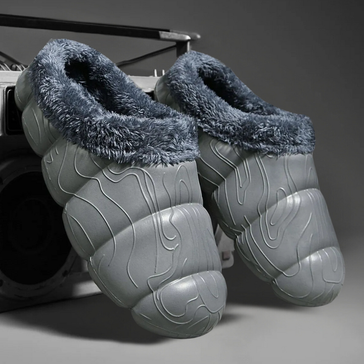 Men's Trendy Vibrant Slippers – Comfortable & Stylish Footwear