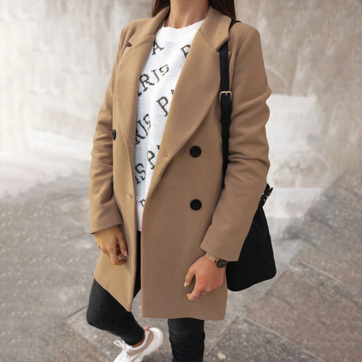 Elegant Long Winter Coat – Sophisticated Style for Cold Weather