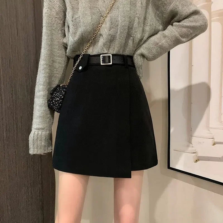 Mini Skirt With Belt – Trendy & Chic Style for Your Wardrobe