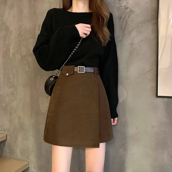 Mini Skirt With Belt – Trendy & Chic Style for Your Wardrobe