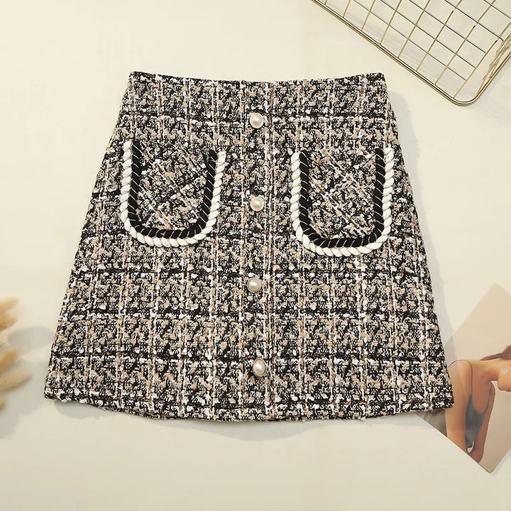 Thick Wool Pearl Skirt – Elegant & Sophisticated Winter Fashion