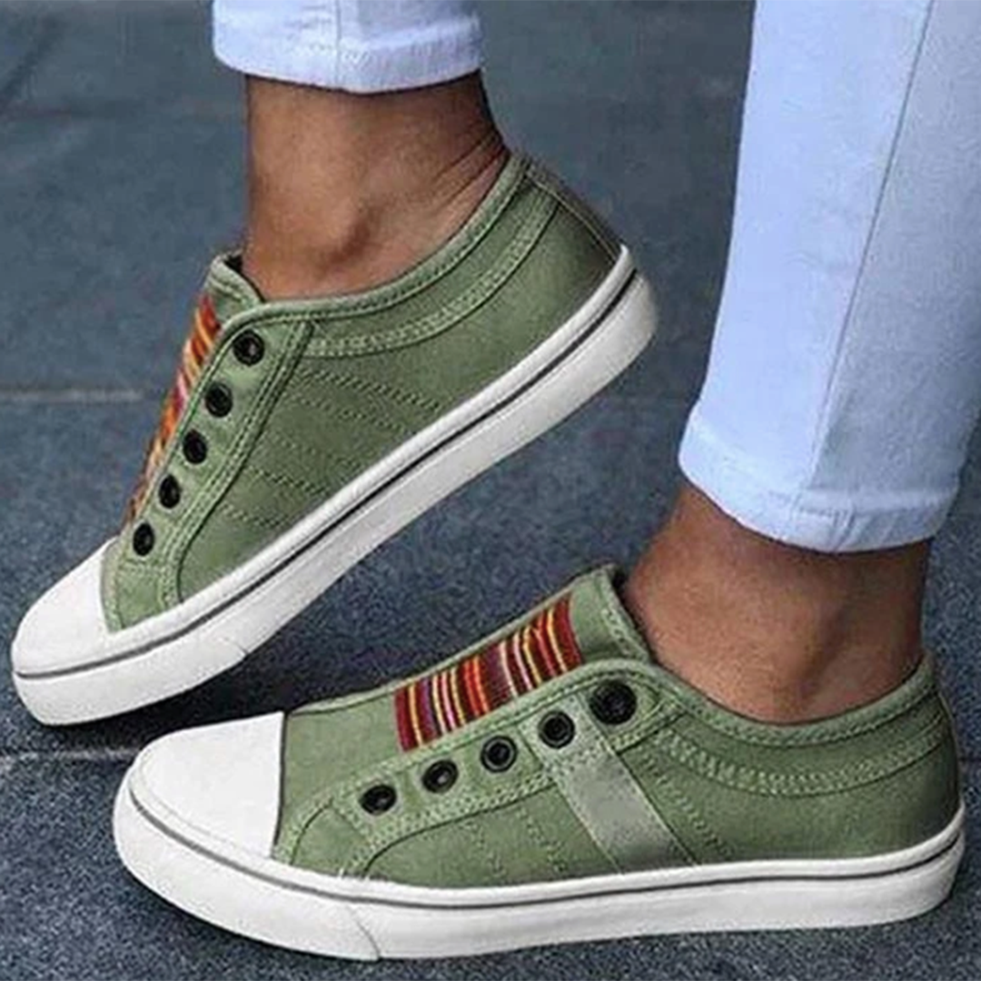Stylish & Comfy Slip-On Sneakers – Trendy Footwear for Everyday Adventures