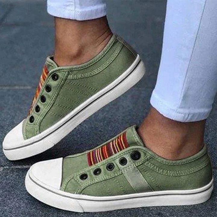 Stylish & Comfy Slip-On Sneakers – Trendy Footwear for Everyday Adventures