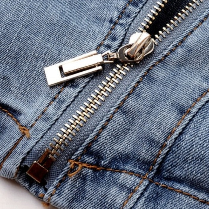 Casual Denim Jacket – Trendy & Comfortable Style
