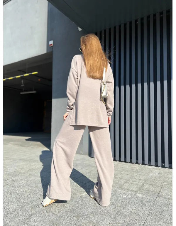 Cozy Couture Knitted Set – Chic & Comfortable Everyday Style