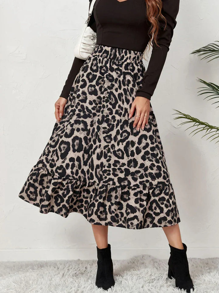 Long Flowing Leopard Skirt – Trendy & Chic Statement Piece